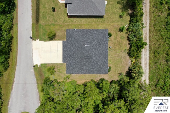 Building Photo - 26 Serbian Bellflower Trail