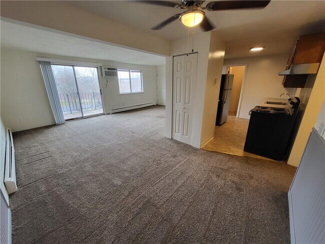 Building Photo - 7554 Victor Mendon Rd