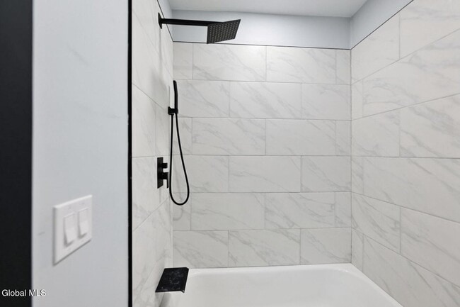 Building Photo - 1368 Central Ave