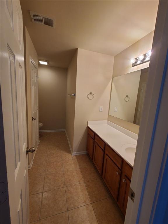 Building Photo - 5579 Lindeman Ln