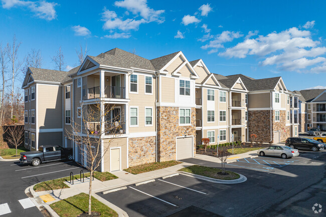 Primary Photo - Apartments at Charlestown Crossing