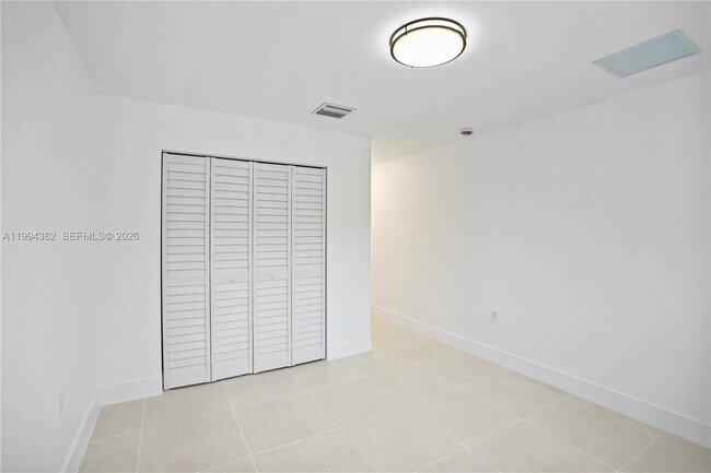 Building Photo - 5823 NW 30th Ave