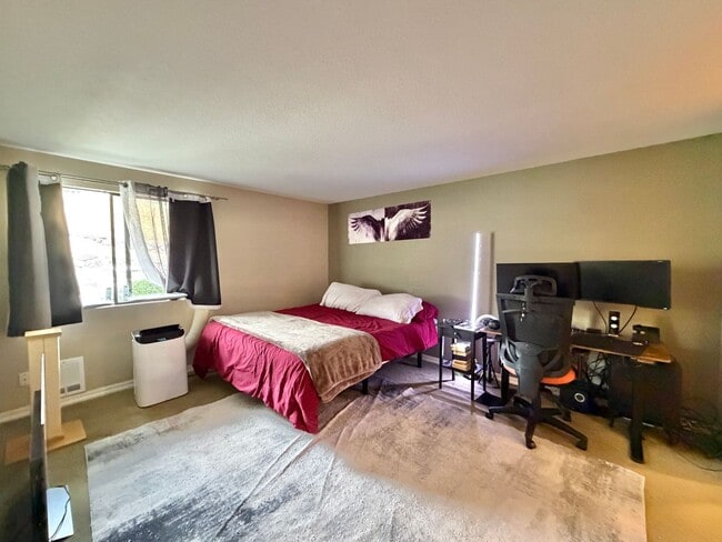 Building Photo - 1710 W Sunn Fjord Ln