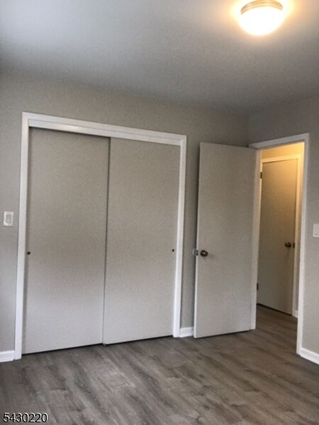 Building Photo - 166 Carmita Ave