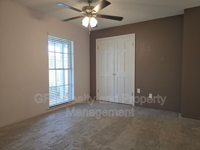 Building Photo - 640 Mariner Way
