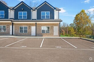 Building Photo - 3 Highland Blf Wy