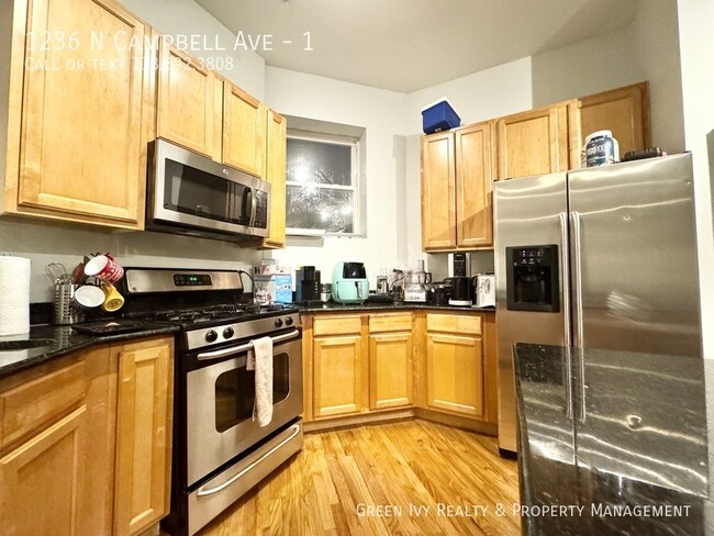 Building Photo - 2 Bed/2 Bath Condo in East Humboldt Park-G...