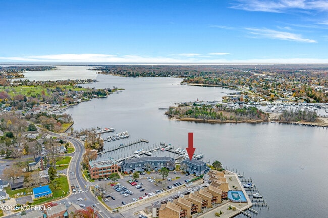 Building Photo - 85 E Water St