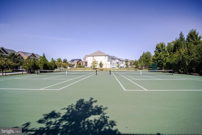 Building Photo - 4512 Grazing Way