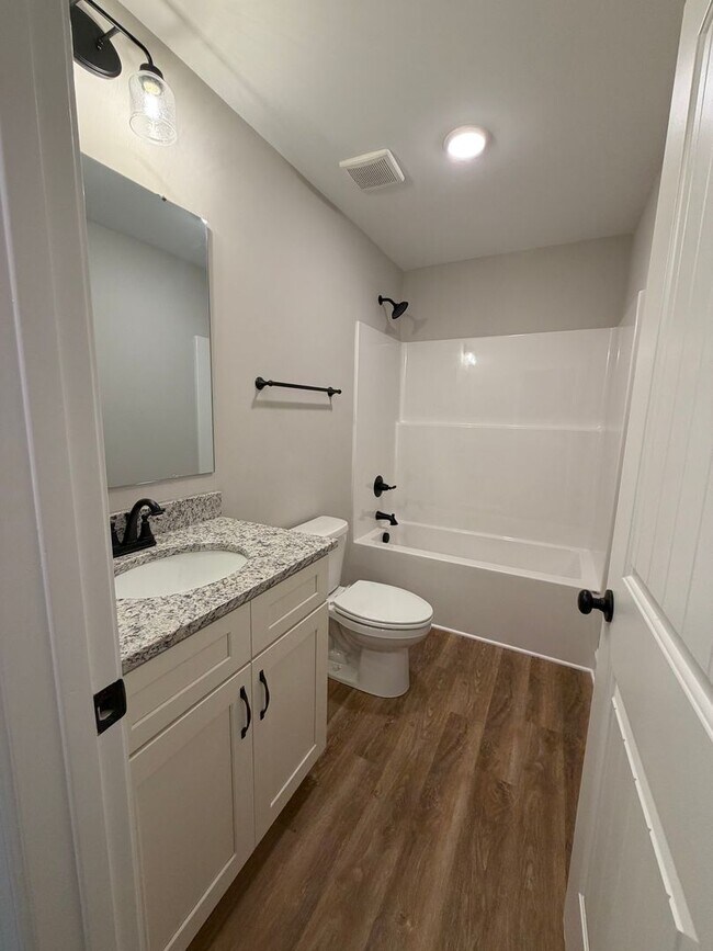 Building Photo - 1713 Golf Club Ln NW