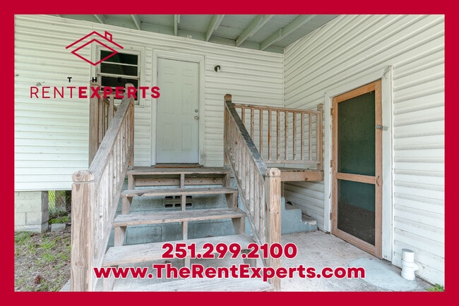 Building Photo - 100 Esplanade Ave