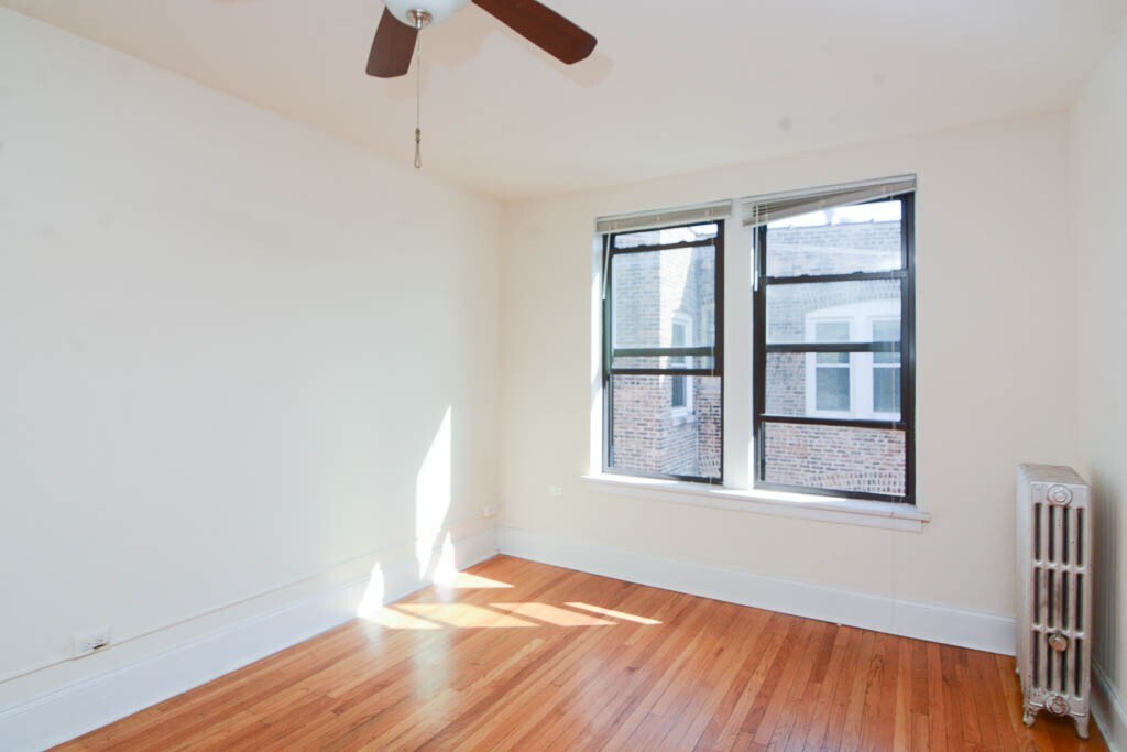 Building Photo - 2737 N Spaulding Ave