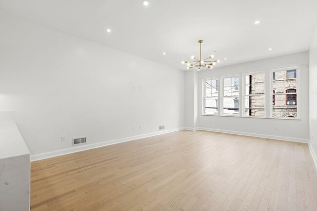 Building Photo - 153 New York Ave