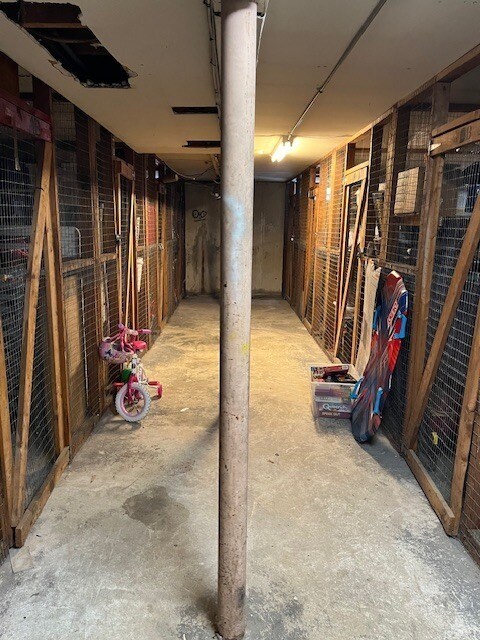 Building Photo - 100 Silliman St