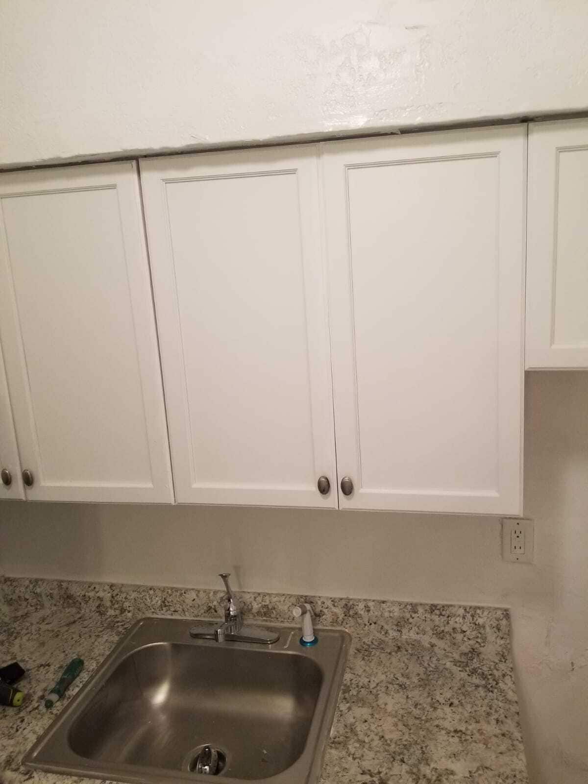 Building Photo - 7043 NW 6th Ct