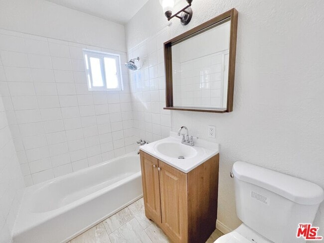 Building Photo - 5612 Vonnie Ln