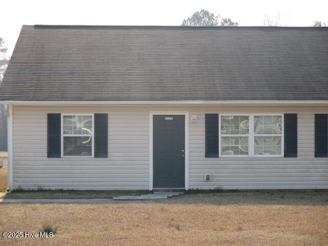 Primary Photo - 586 Haws Run Rd