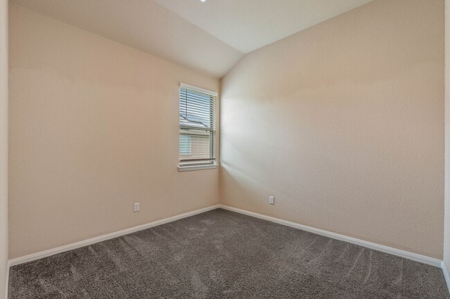 Building Photo - 11053 Patriot Ct