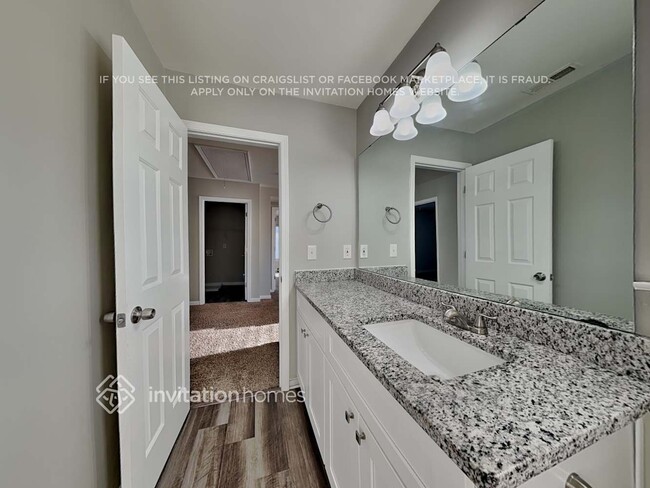 Building Photo - 4004 Flat Sedge Ln