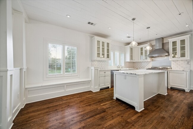 Building Photo - 6036 Feagan St