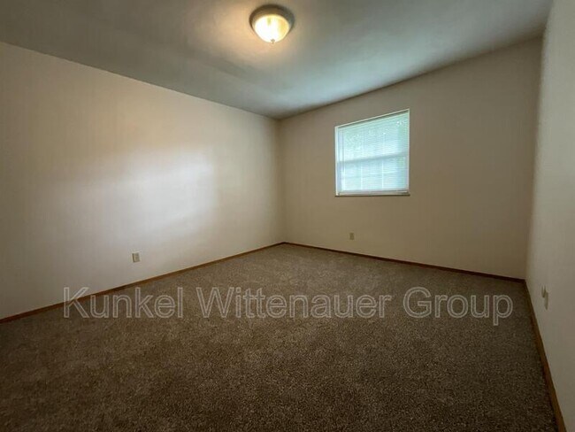 Building Photo - 510-C S 38th St