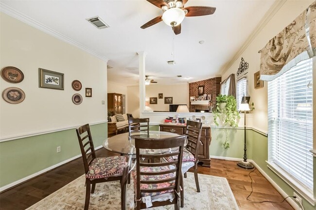 Building Photo - 1306 N Gabriel River Cir