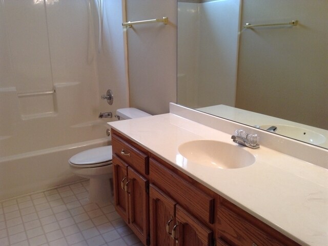 Building Photo - 1212 Wembley Ct