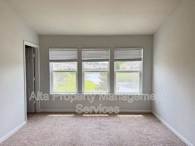 Building Photo - 6812 Roundleaf Dr