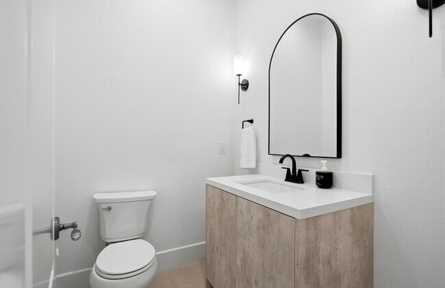 Building Photo - 51493 Marbella Ct