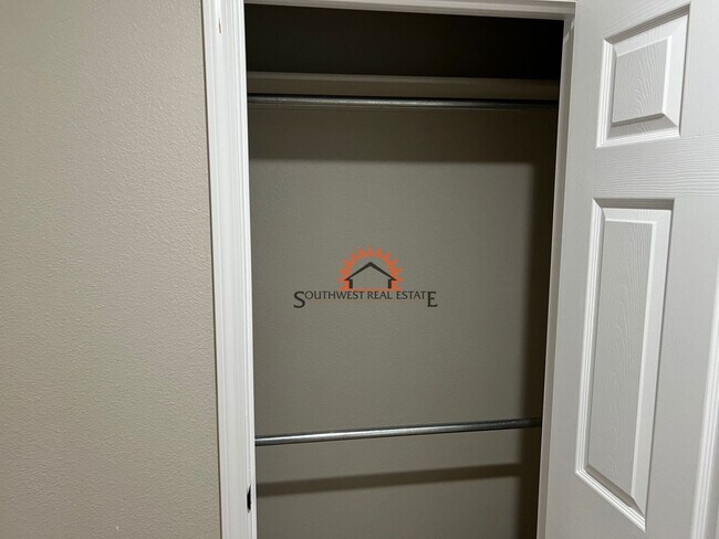 Building Photo - Brand new 2 bedroom 2 bath duplex