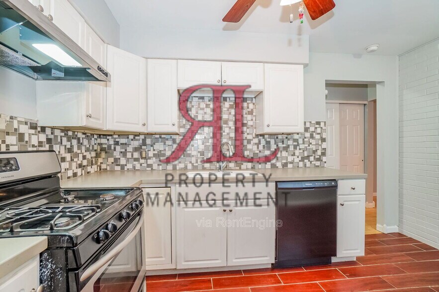 Building Photo - 5196 Karl Rd