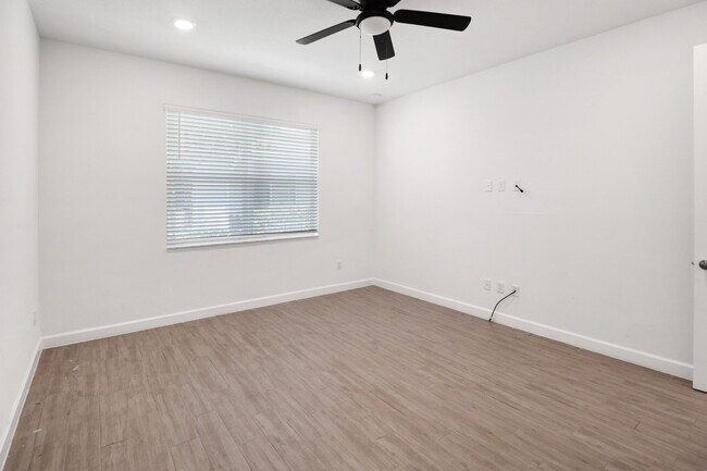 Building Photo - 14520 Wiley Range Rd