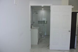Building Photo - 3954 Coconut Cir N