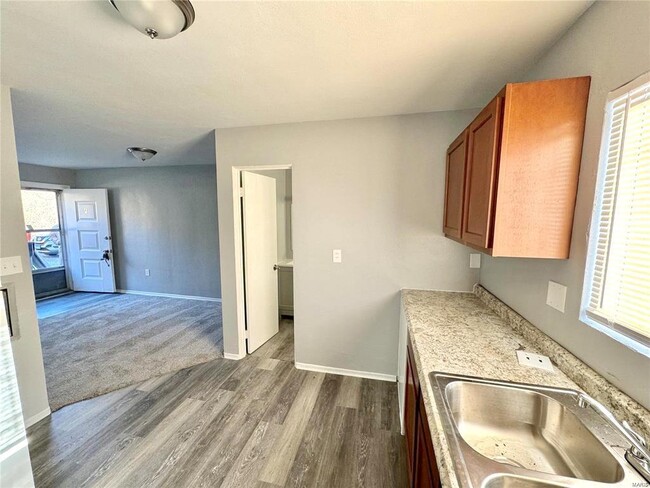 Building Photo - 2600 Dutch Hollow Rd