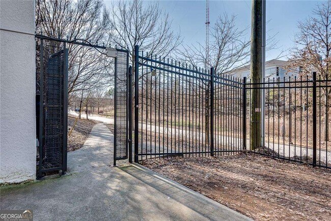 Building Photo - 821 Ralph McGill Blvd NE