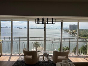 Building Photo - 11111 Biscayne Blvd