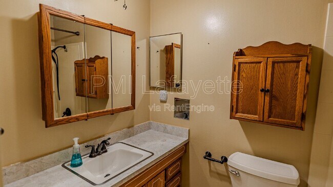 Building Photo - 2513 Oswego Ln