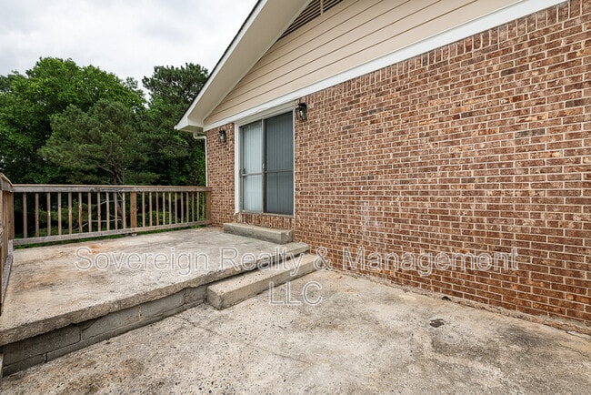 Building Photo - 4107 Cornell Blvd SW