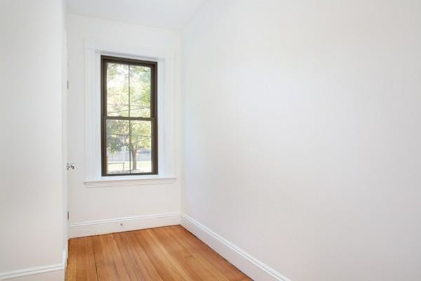 Building Photo - 1805 Beacon St