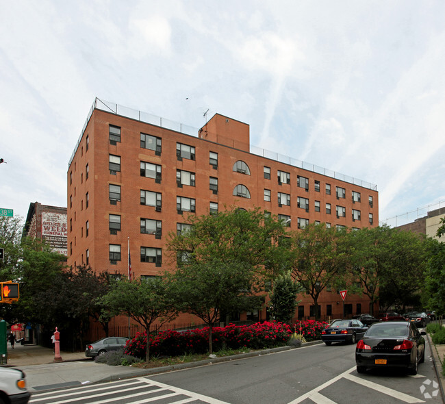 Primary Photo - General Chauncey M. Hooper Towers