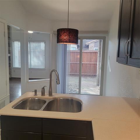 Building Photo - 14151 Montfort Dr