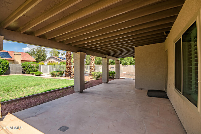 Building Photo - 8632 W Via Montoya Dr