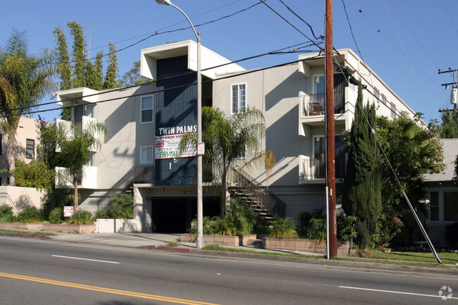 Building Photo - Twin Palms Apartments