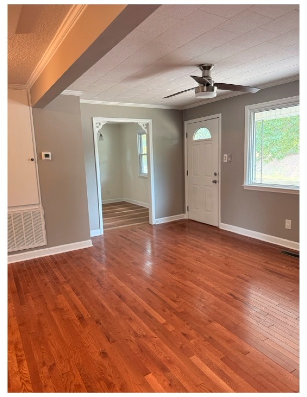 Building Photo - 607 E Elm St