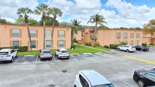 Building Photo - 7220 Fairway Dr