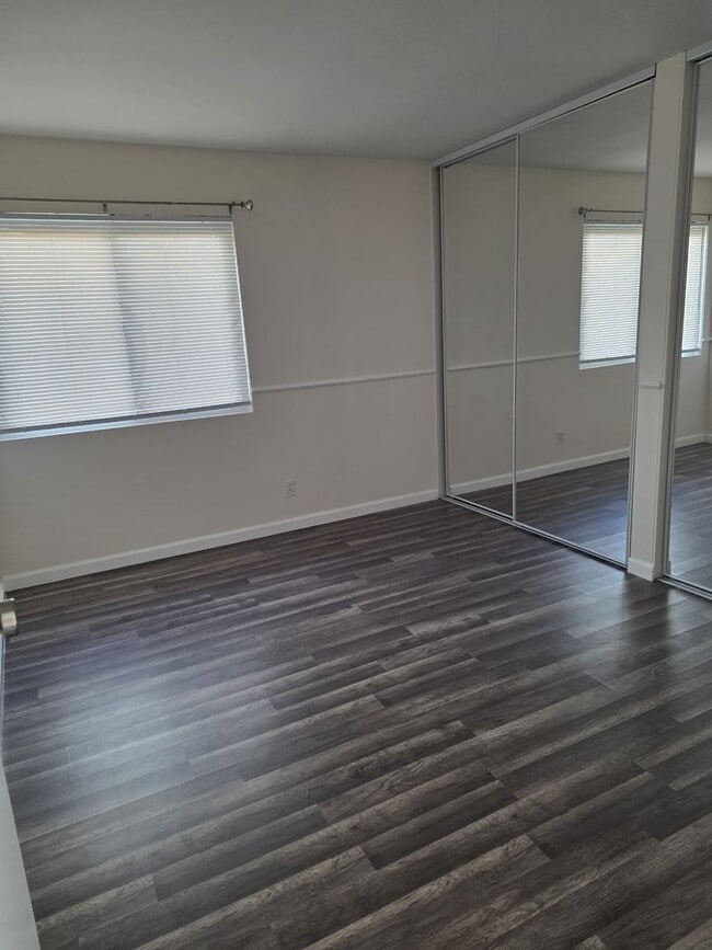 Building Photo - $4,200 p/mo - 3br/2ba in one of Oceanside's finest neighborhoods