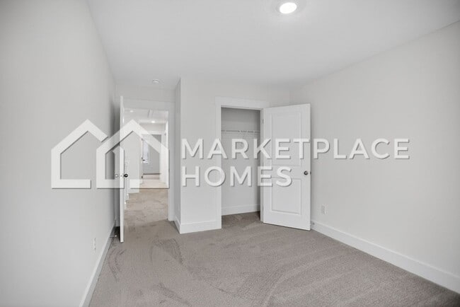 Building Photo - 346 Alta Tree Blvd