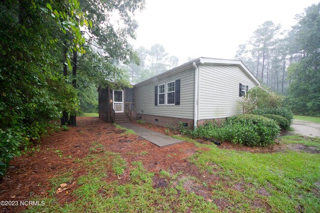 Primary Photo - 158 State Rd 1319