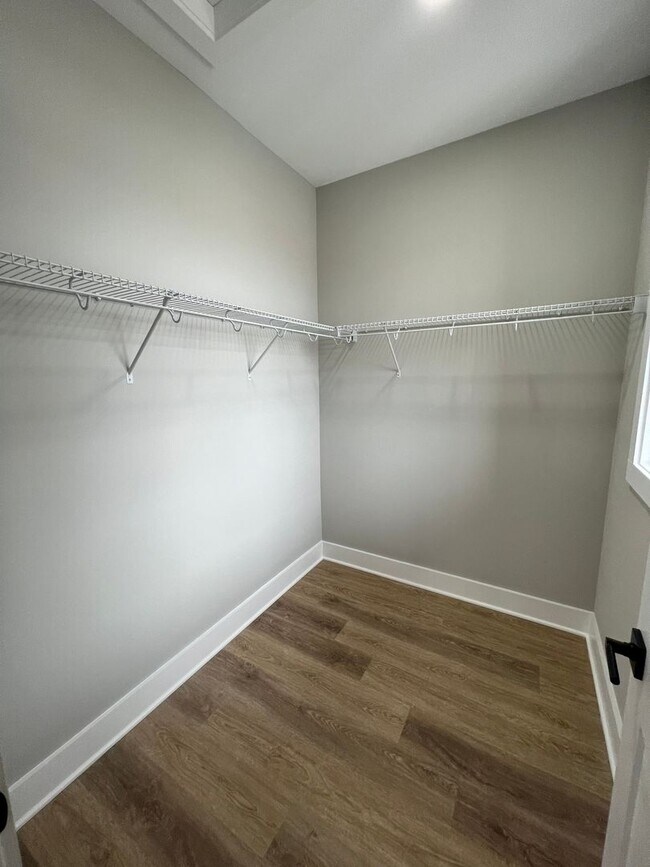 Building Photo - 106 Tivoli Path