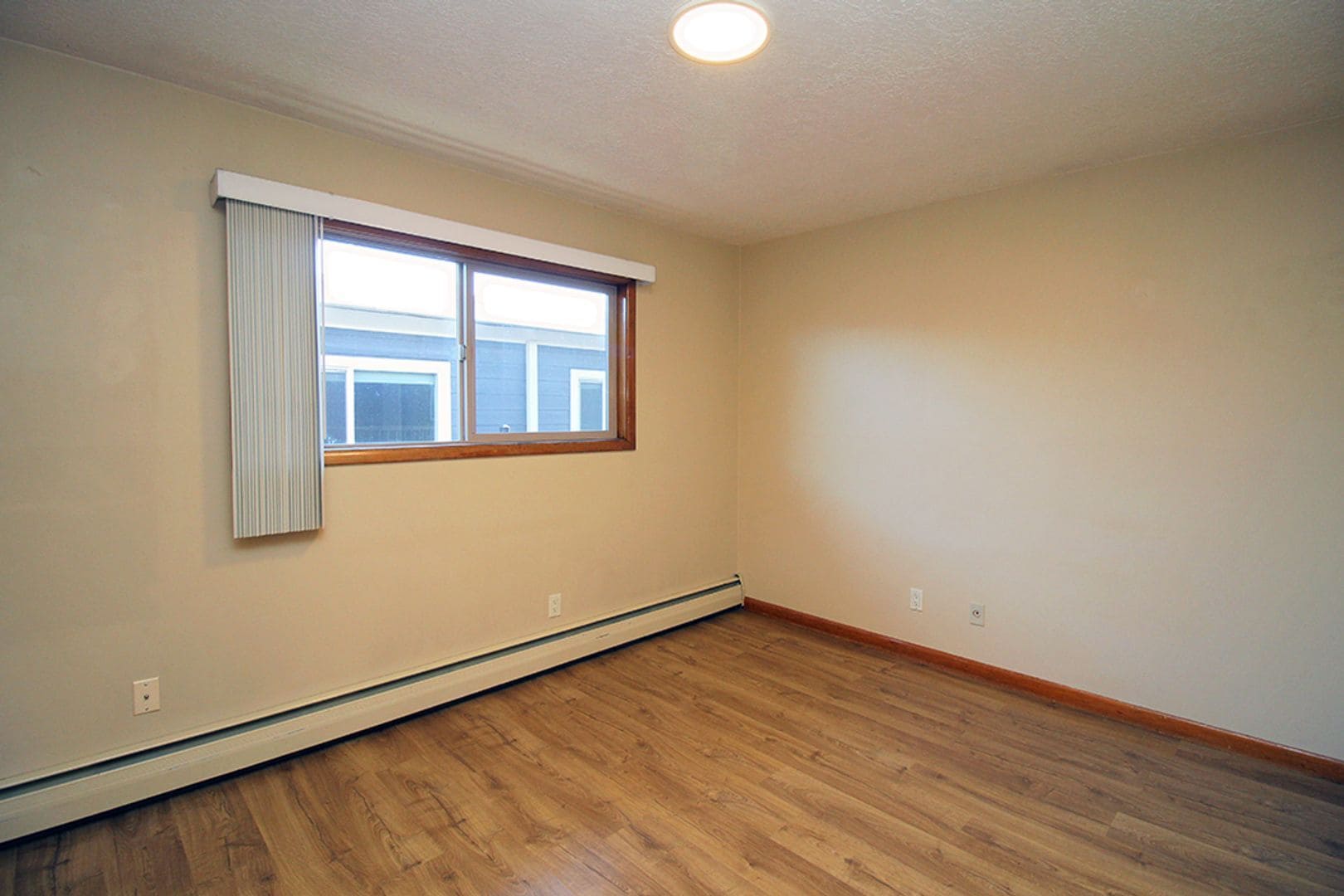 Building Photo - 3200-3236 SW Marigold St